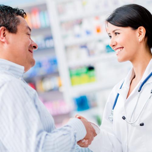 Atendimento ao cliente na farmácia: eles merecem o melhor